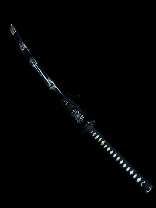 White Warrior Katana - Hand Forged - Damascus Steel - Genuine Ray Skin - Hand Painted Scabbard