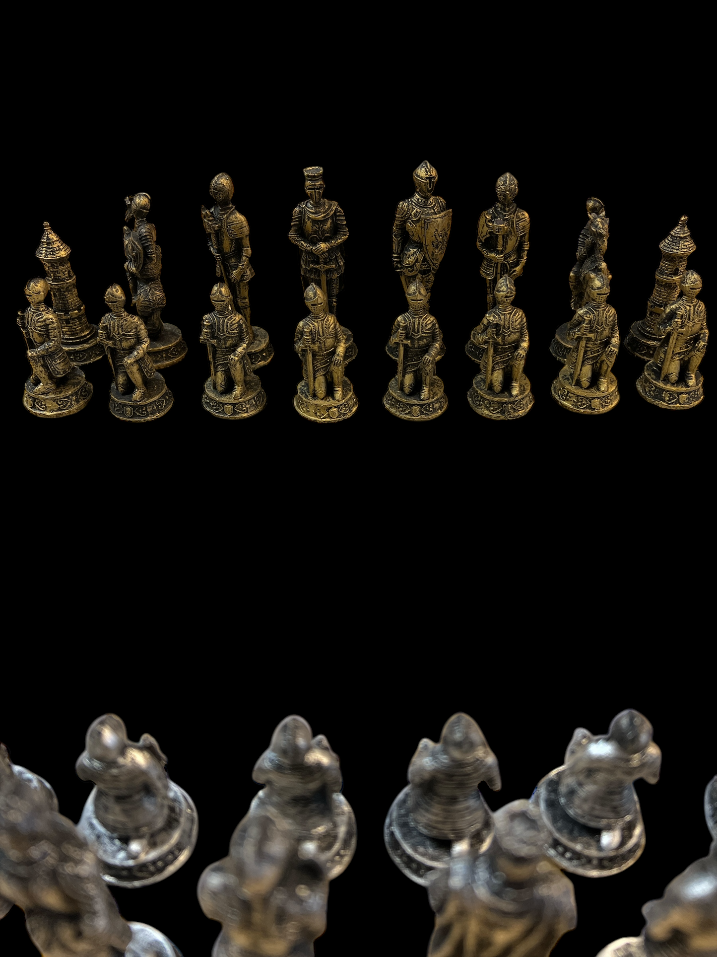 Medieval Knight Chess Set - Includes Glass Board - Resin Pieces