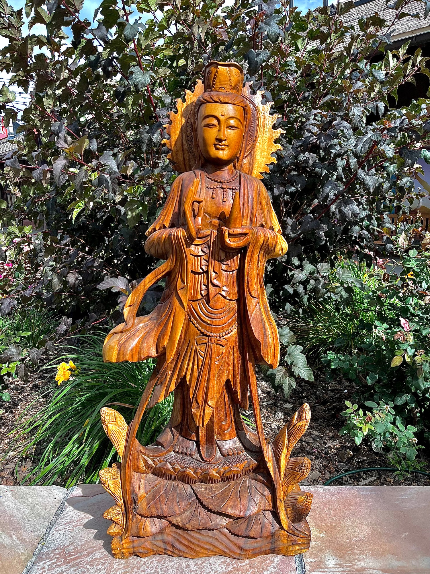 Figurines / Ironwood & Mahogany