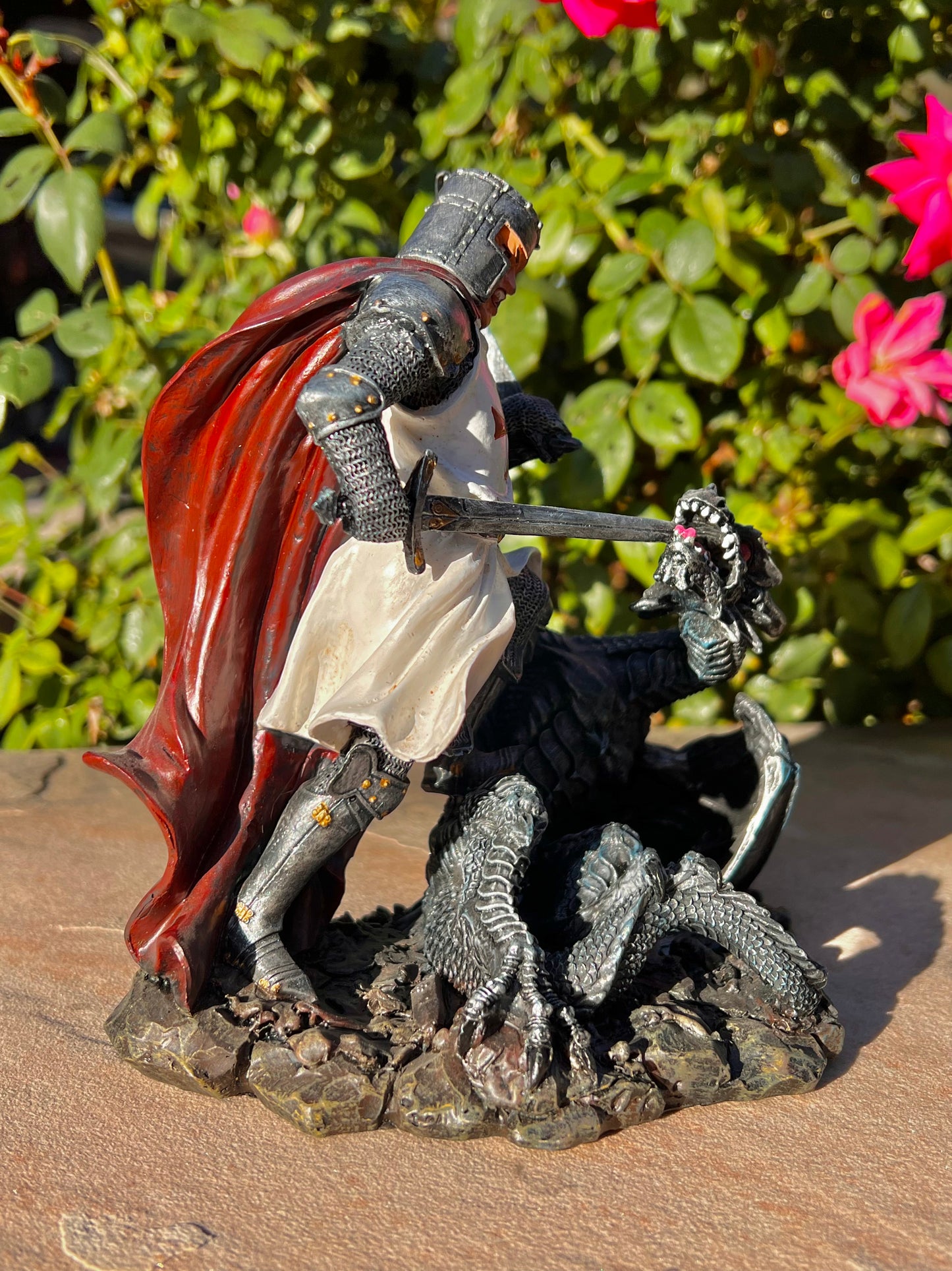 Crusader Knight Slaying Dragon (Polyester Resin)