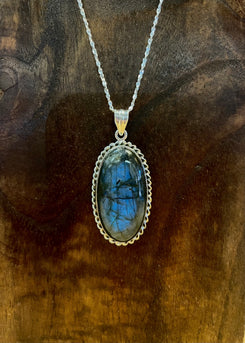 .925 Sterling Silver Labradorite Pendant (Chain Not Included)